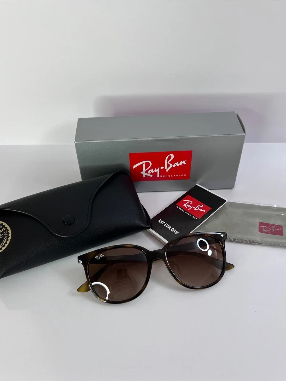 Ray-Ban Tortoiseshell Brown Sunglasses
